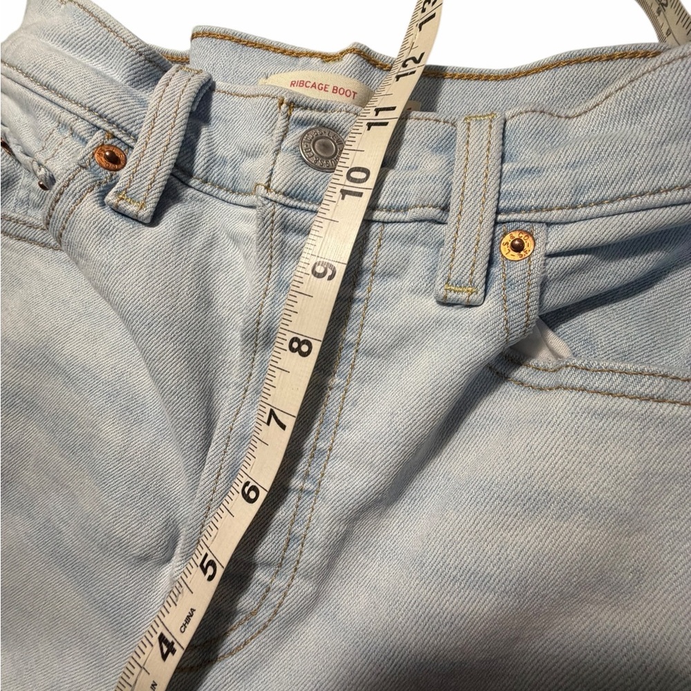 Levis Ribcage Boot Light Wash High Rise Jeans Sz 26 x 33 - Picture 14 of 15